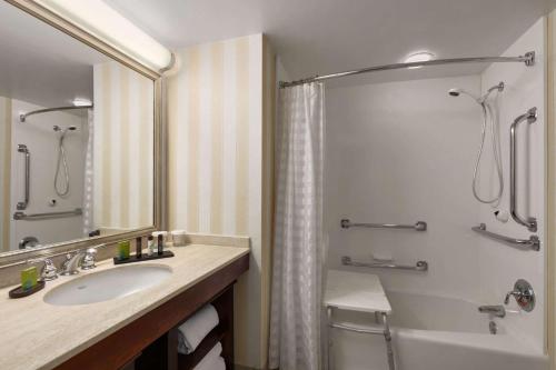 embassy suites by hilton baltimore at bwi airport