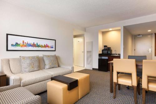 embassy suites by hilton baltimore at bwi airport