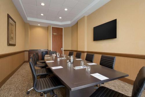 embassy suites by hilton baltimore at bwi airport