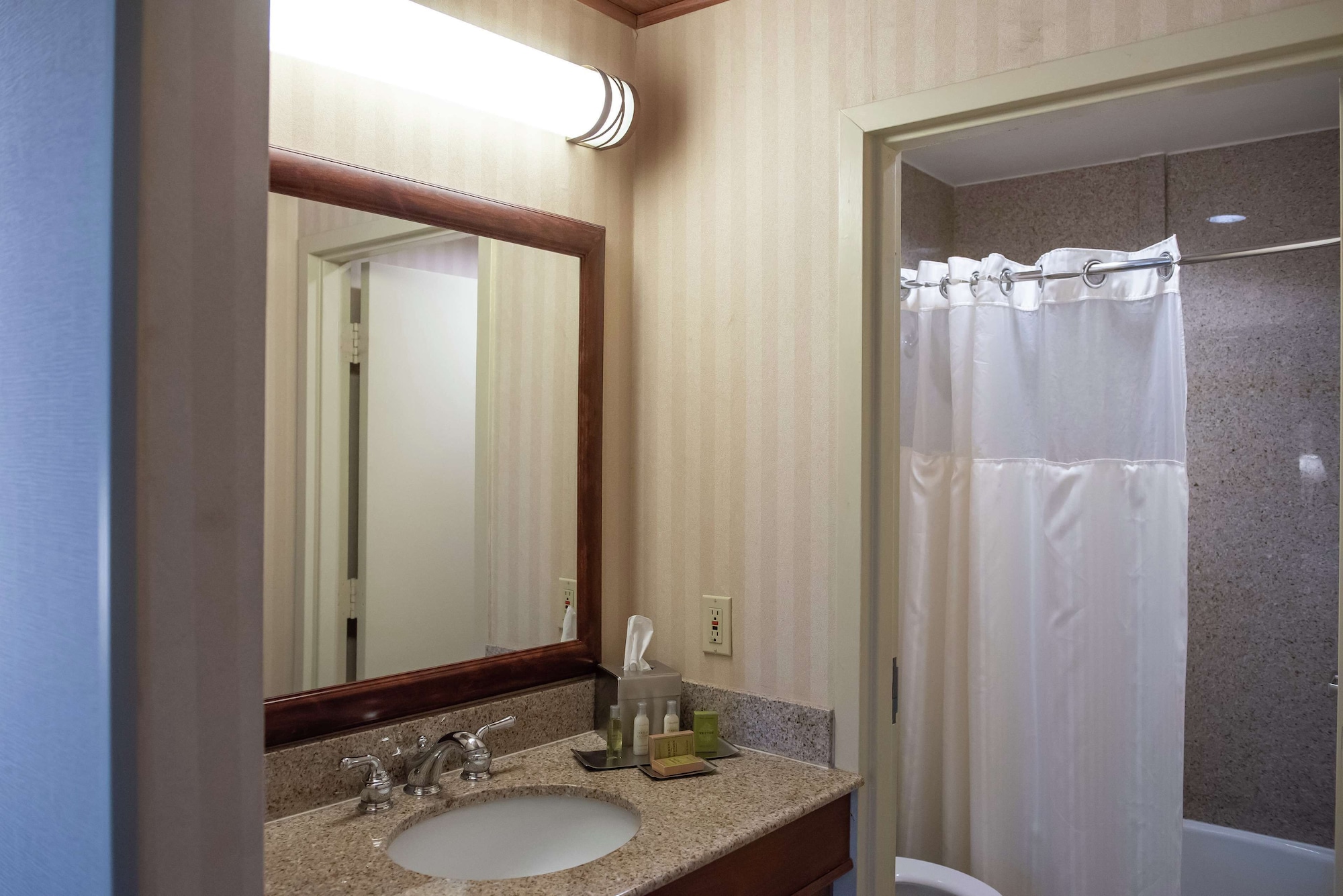 inn at the colonnade baltimore a doubletree by hilton