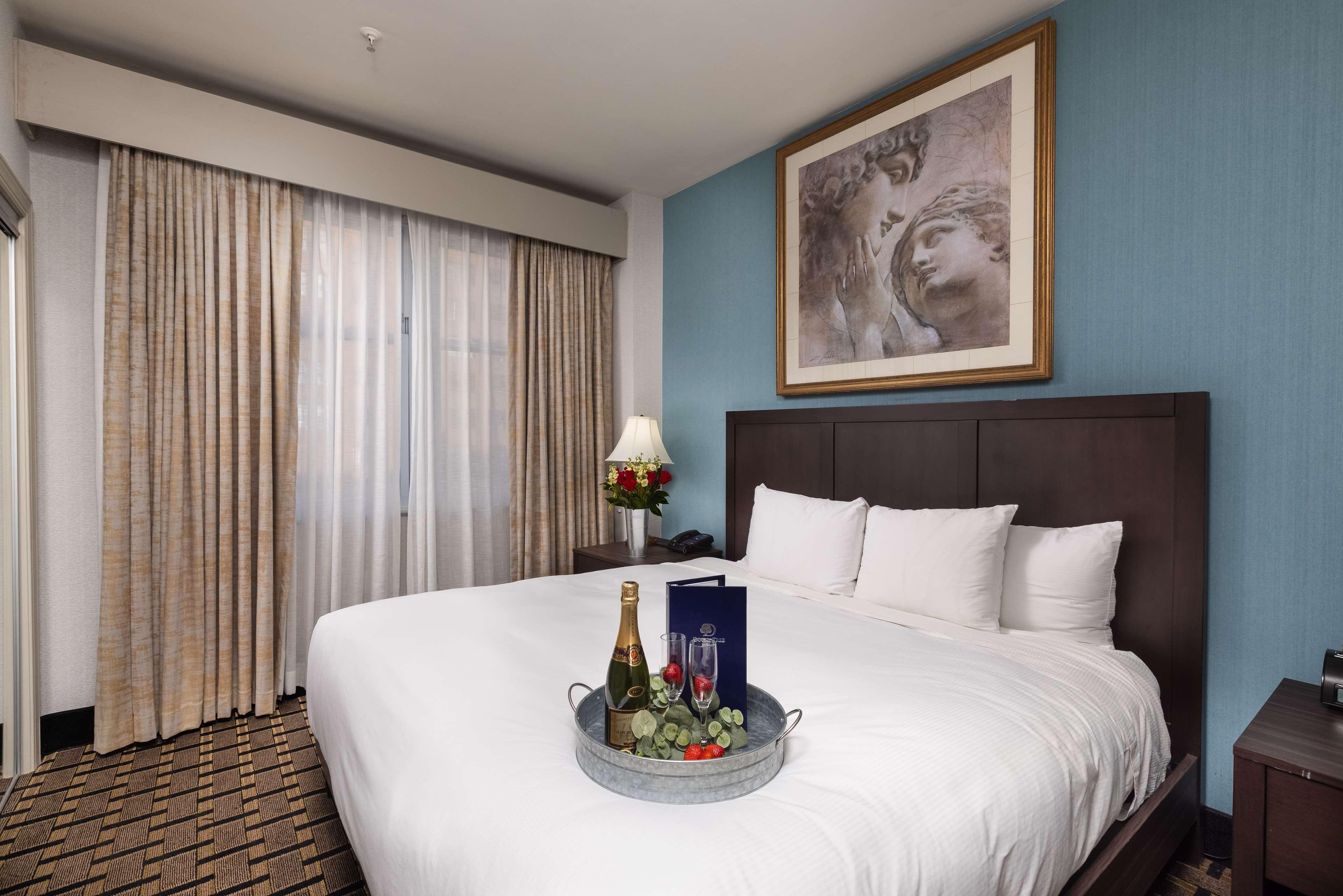 inn at the colonnade baltimore a doubletree by hilton