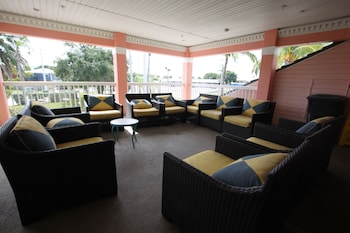 the lighthouse resort inn and suites