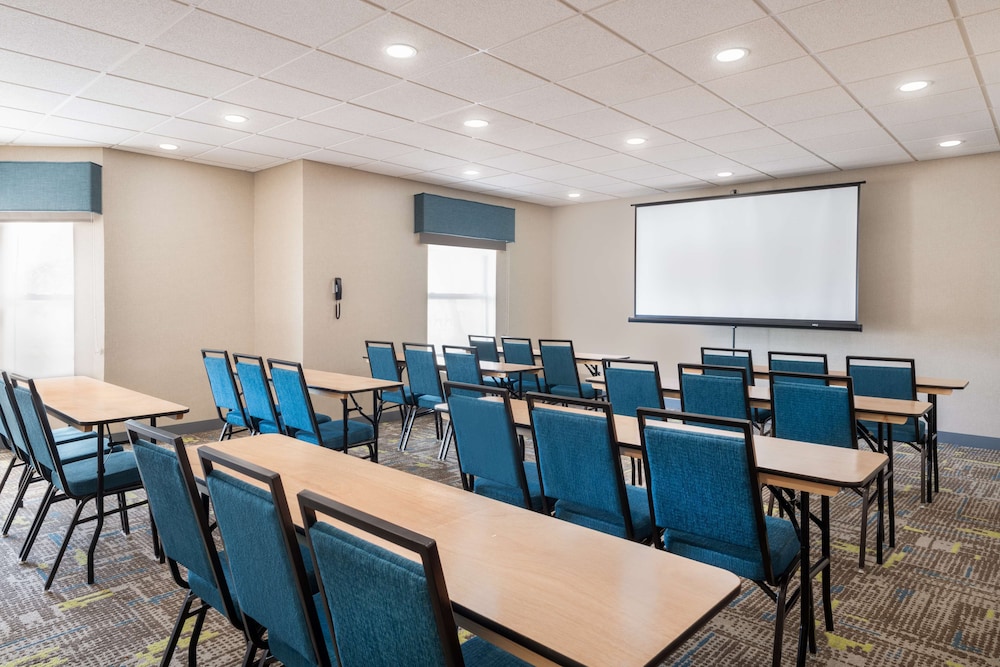 hampton inn and suites fort myers beach sanibel gateway