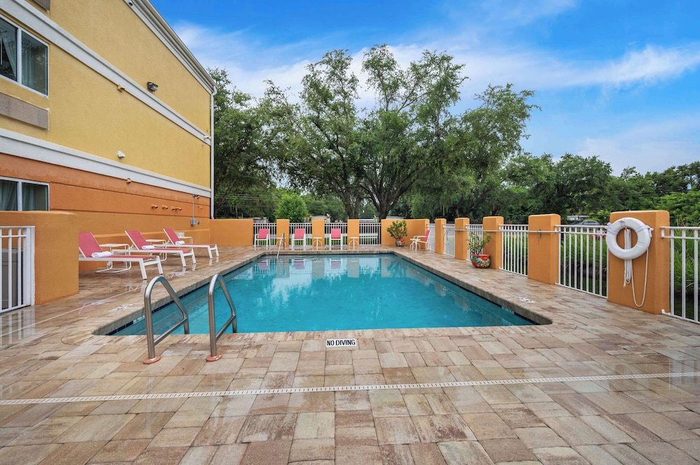 comfort inn fort myers northeast