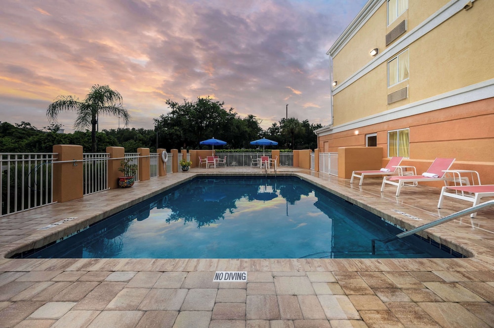 comfort inn fort myers northeast