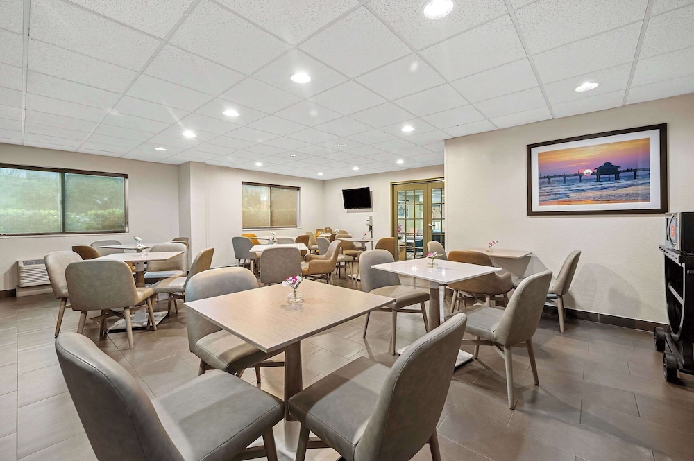 comfort inn fort myers northeast