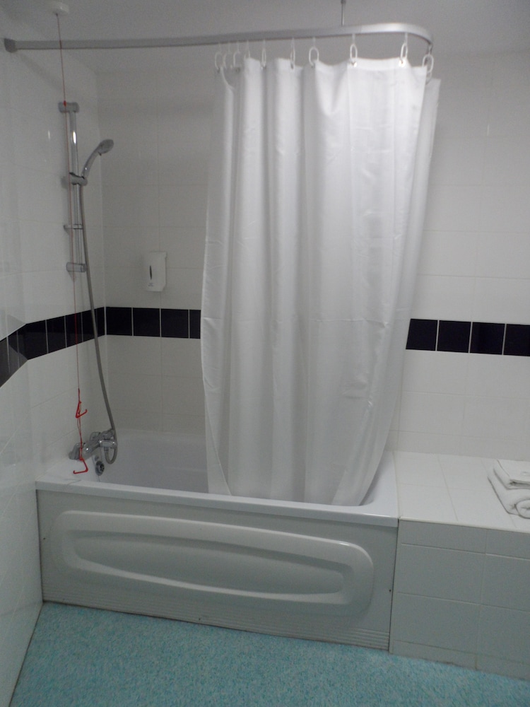 britannia hotel edinburgh