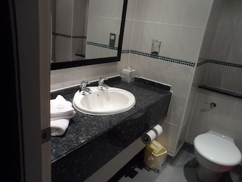 britannia hotel edinburgh