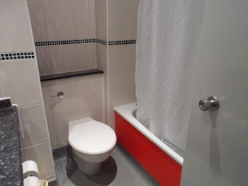 britannia hotel edinburgh