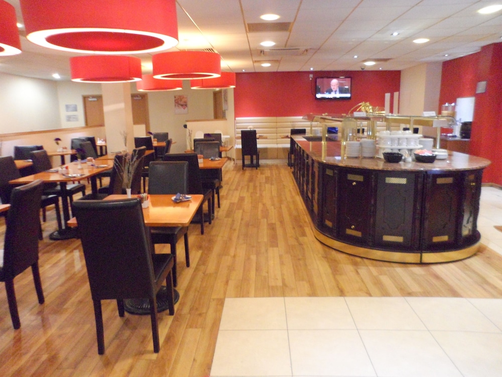 britannia hotel edinburgh