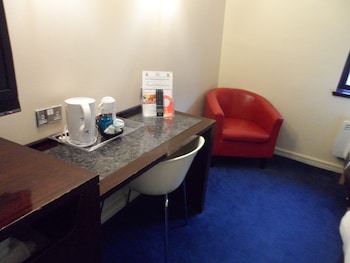 britannia hotel edinburgh