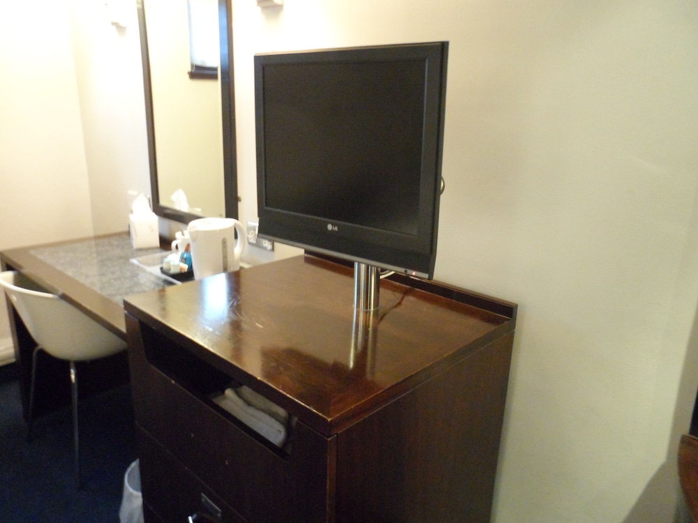britannia hotel edinburgh