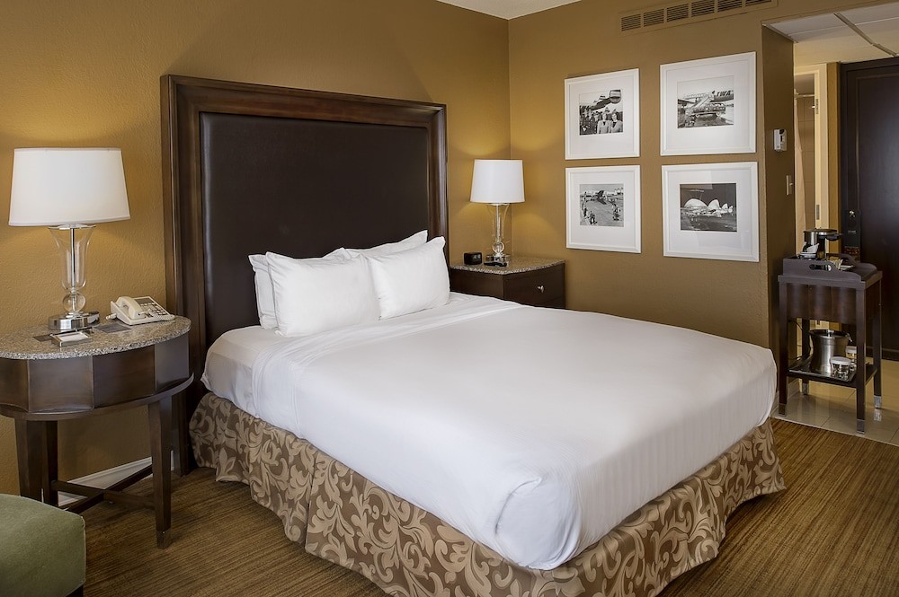 hilton st louis airport