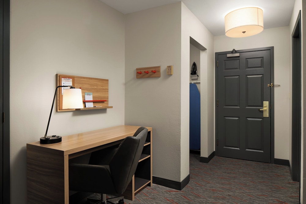 candlewood suites st louis st charles by ihg