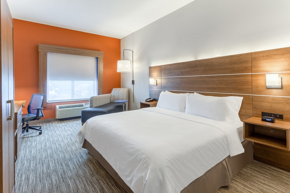 holiday inn express and suites ofallon shiloh by ihg