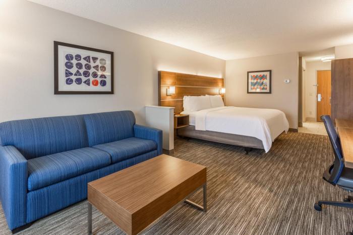 holiday inn express and suites ofallon shiloh by ihg