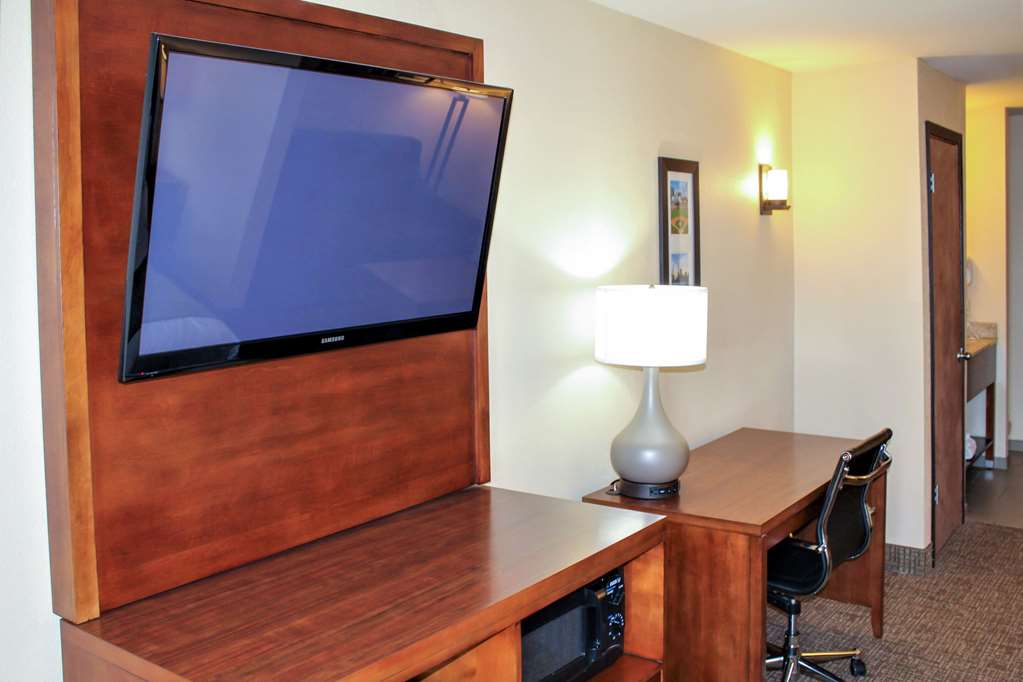 comfort inn and suites chesterfield st louis