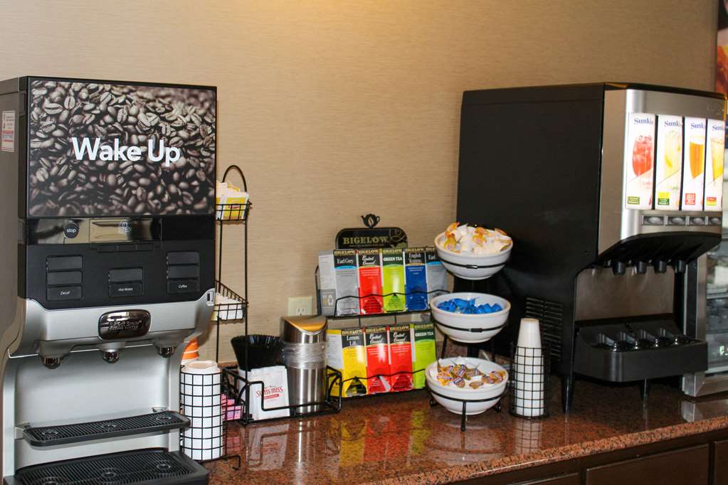 comfort inn and suites chesterfield st louis