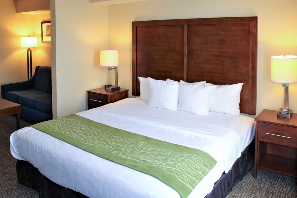 comfort inn and suites chesterfield st louis