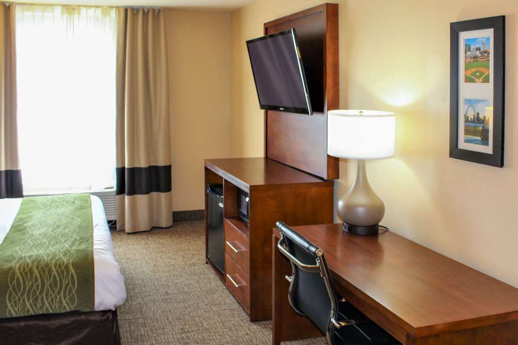 comfort inn and suites chesterfield st louis