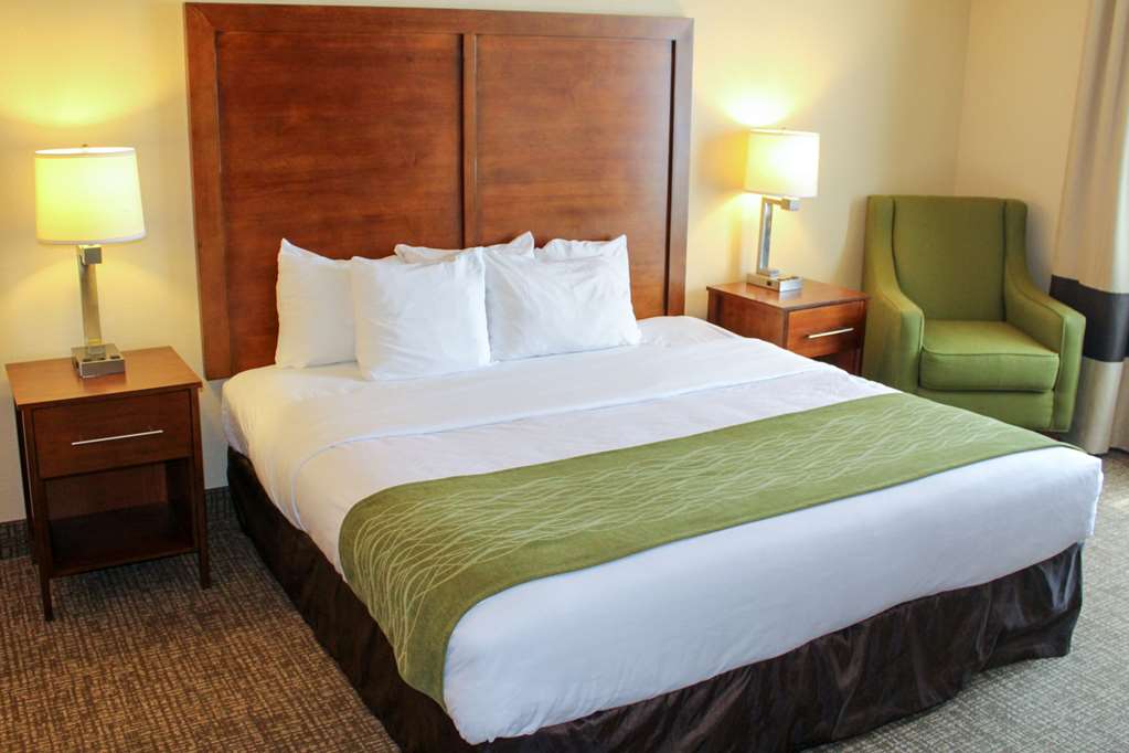comfort inn and suites chesterfield st louis