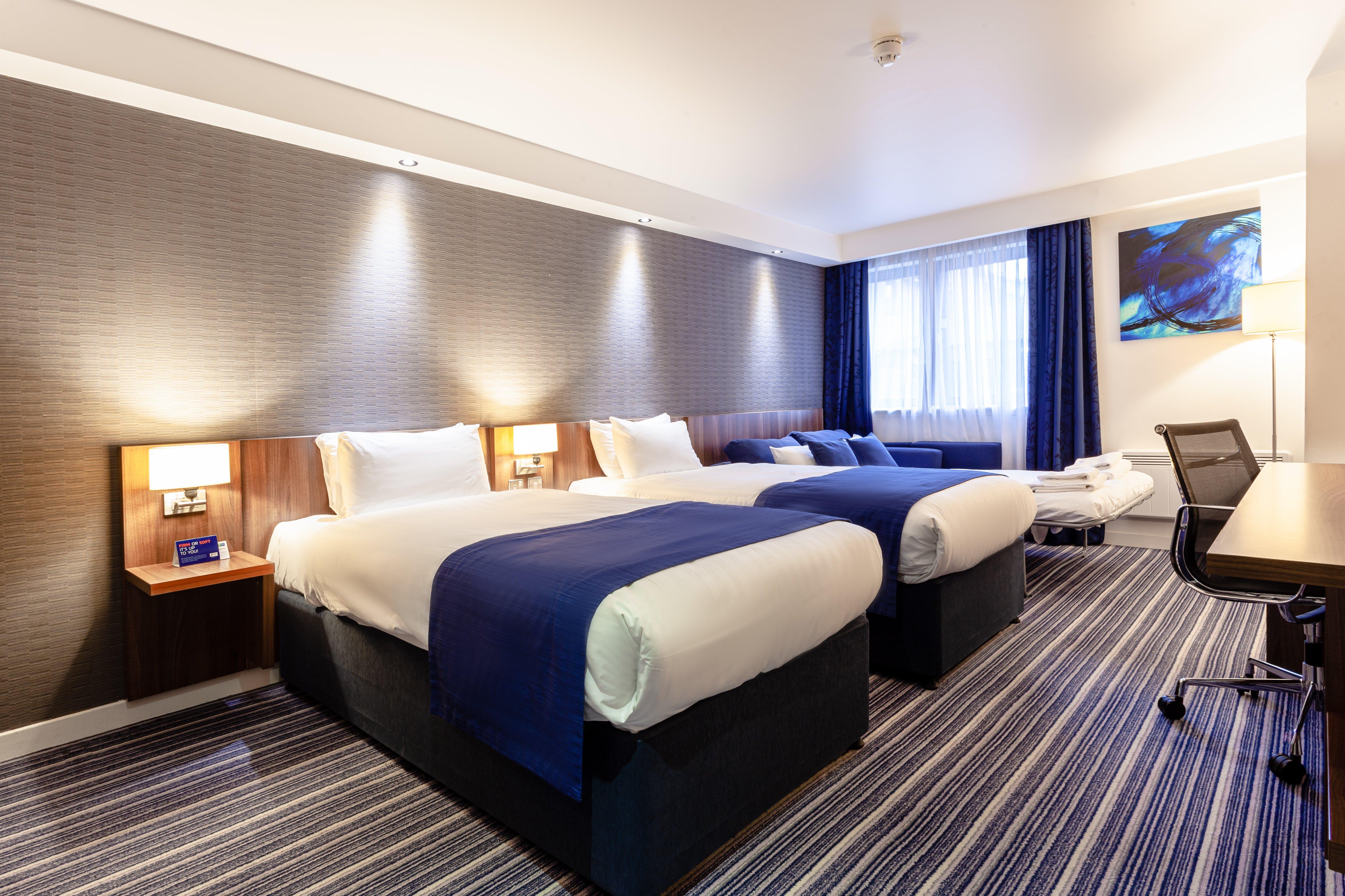 holiday inn express edinburgh airport by ihg