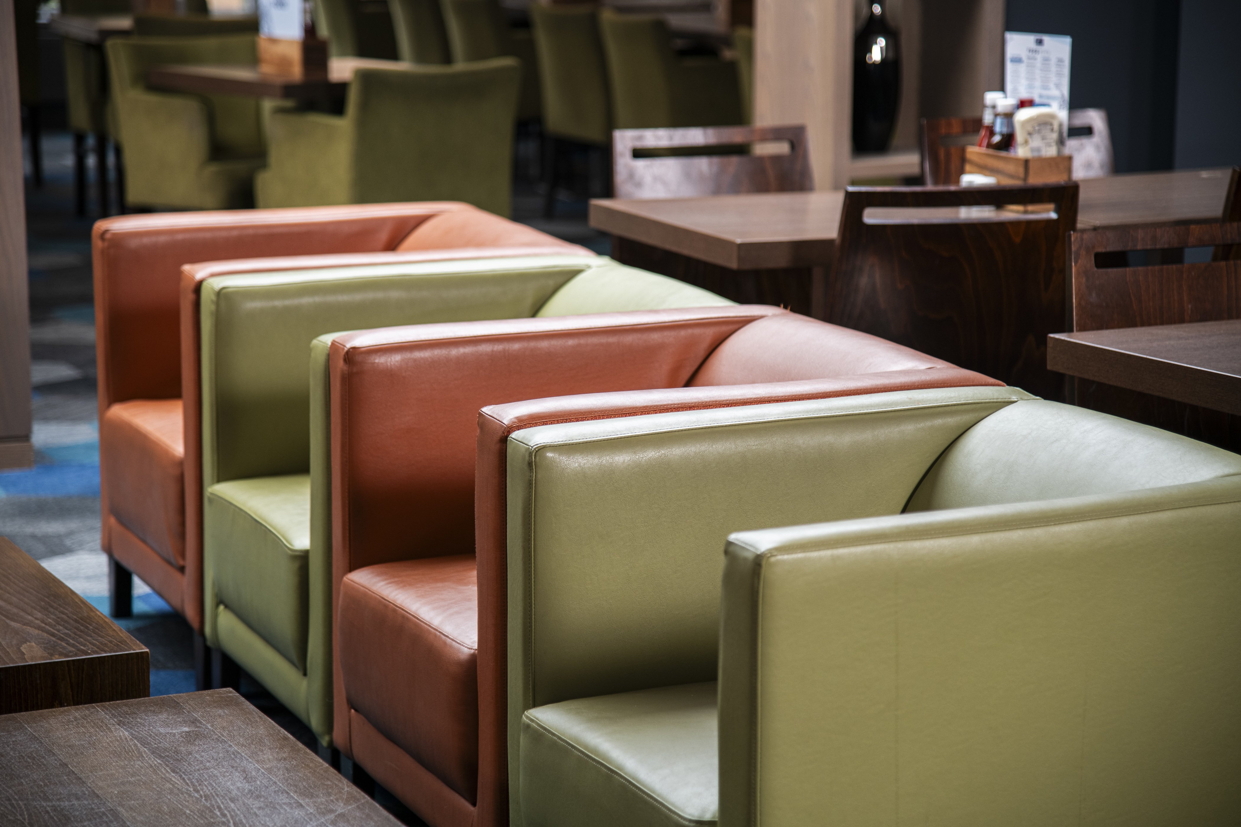 holiday inn express edinburgh airport by ihg