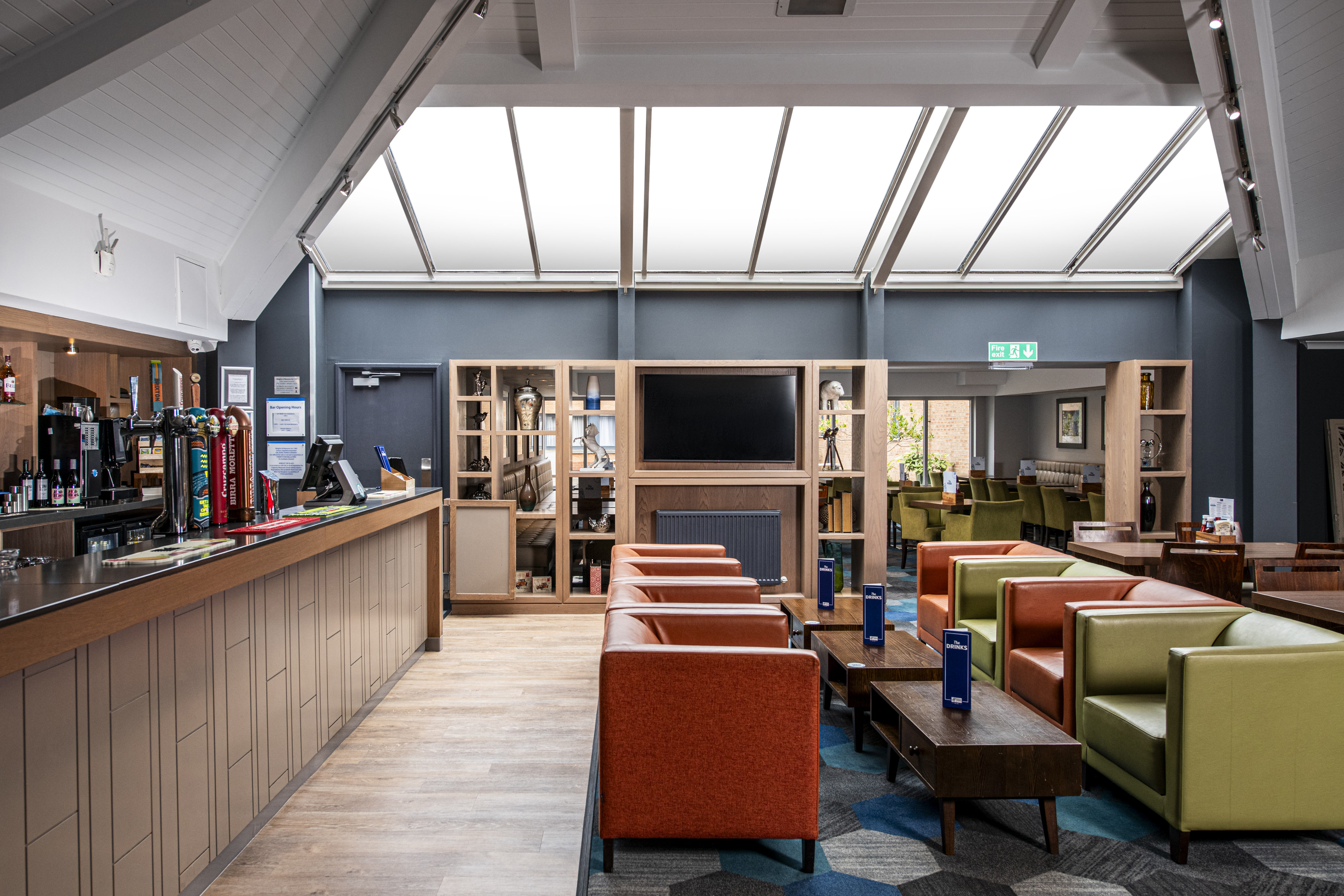 holiday inn express edinburgh airport by ihg