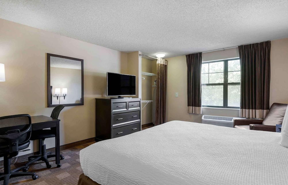 extended stay america suites santa barbara calle real