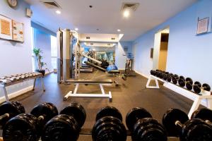 oxford suites makati