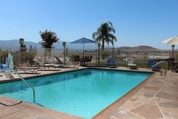 best western plus lake elsinore inn and suites