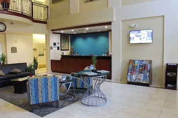 Best Western Plus Lake Elsinore Inn & Suites,Lake Elsinore>>Hemet,3 star