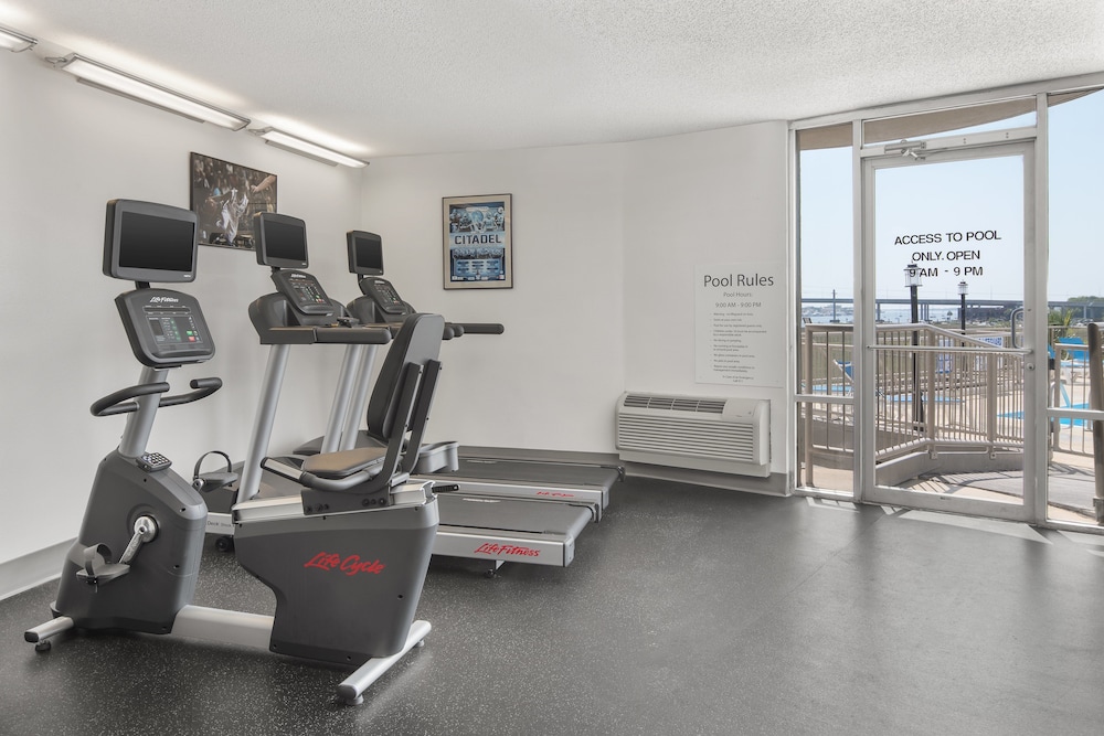 holiday inn charleston riverview by ihg