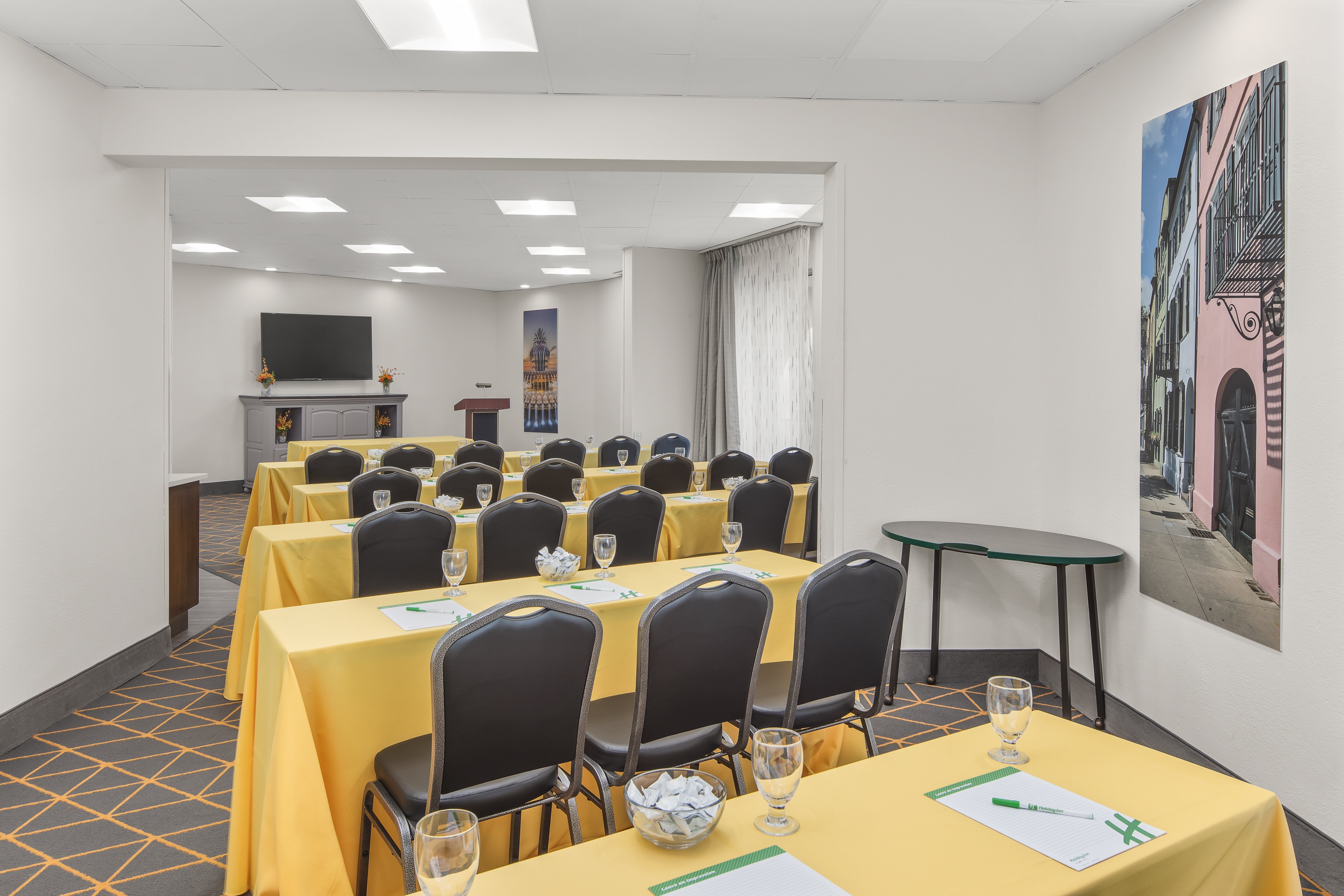 holiday inn charleston riverview by ihg