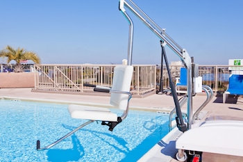 Holiday Inn Charleston Riverview By Ihg,Riverview>>Charleston,3 star