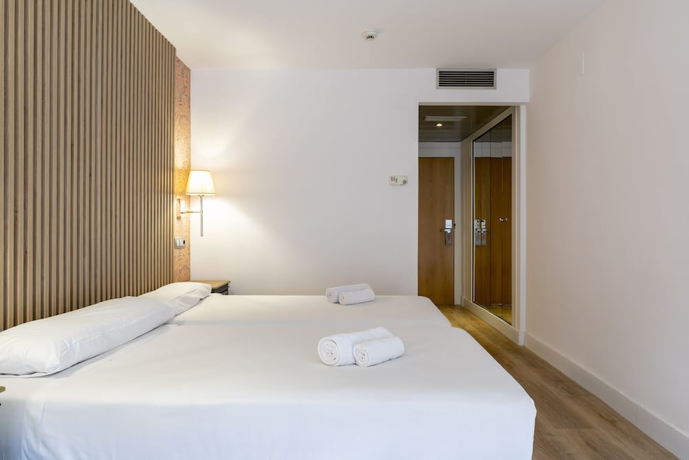 ha apartahotel quo eraso