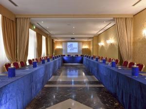 amadeus hotel