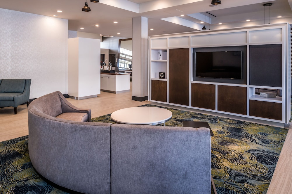 holiday inn detroit northwest livonia by ihg