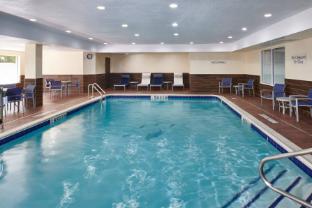 fairfield inn and suites by marriott detroit livonia