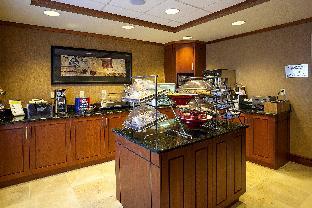 fairfield inn and suites by marriott detroit livonia