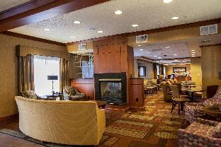fairfield inn and suites by marriott detroit livonia