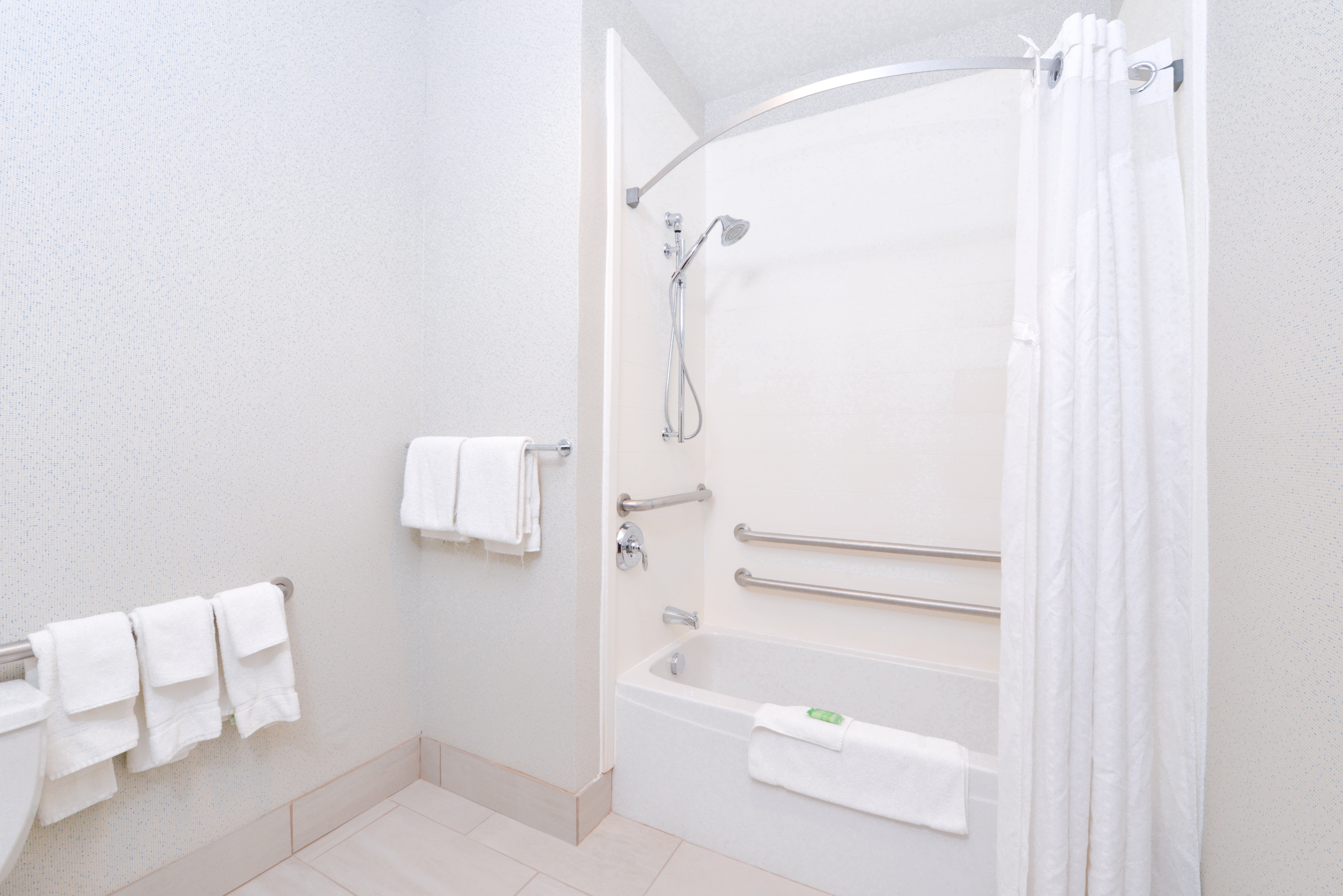 holiday inn express wixom by ihg