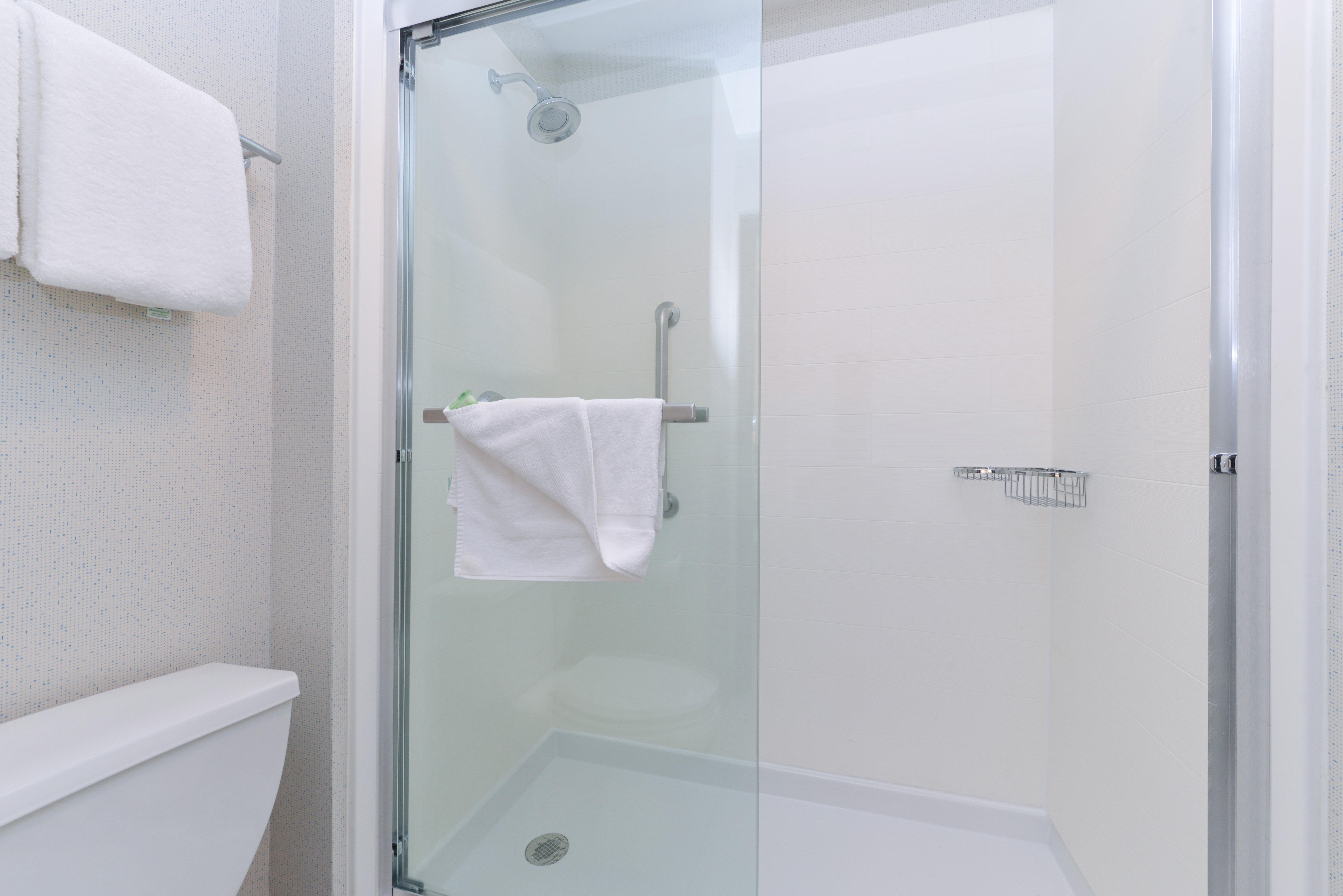 holiday inn express wixom by ihg