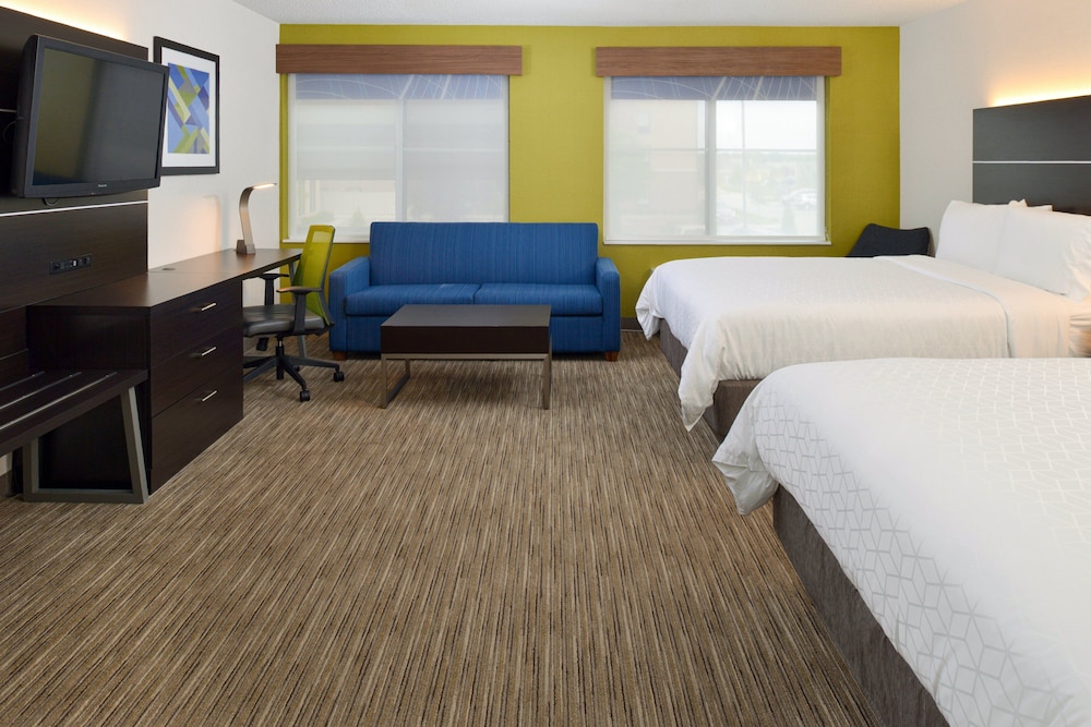 holiday inn express wixom by ihg