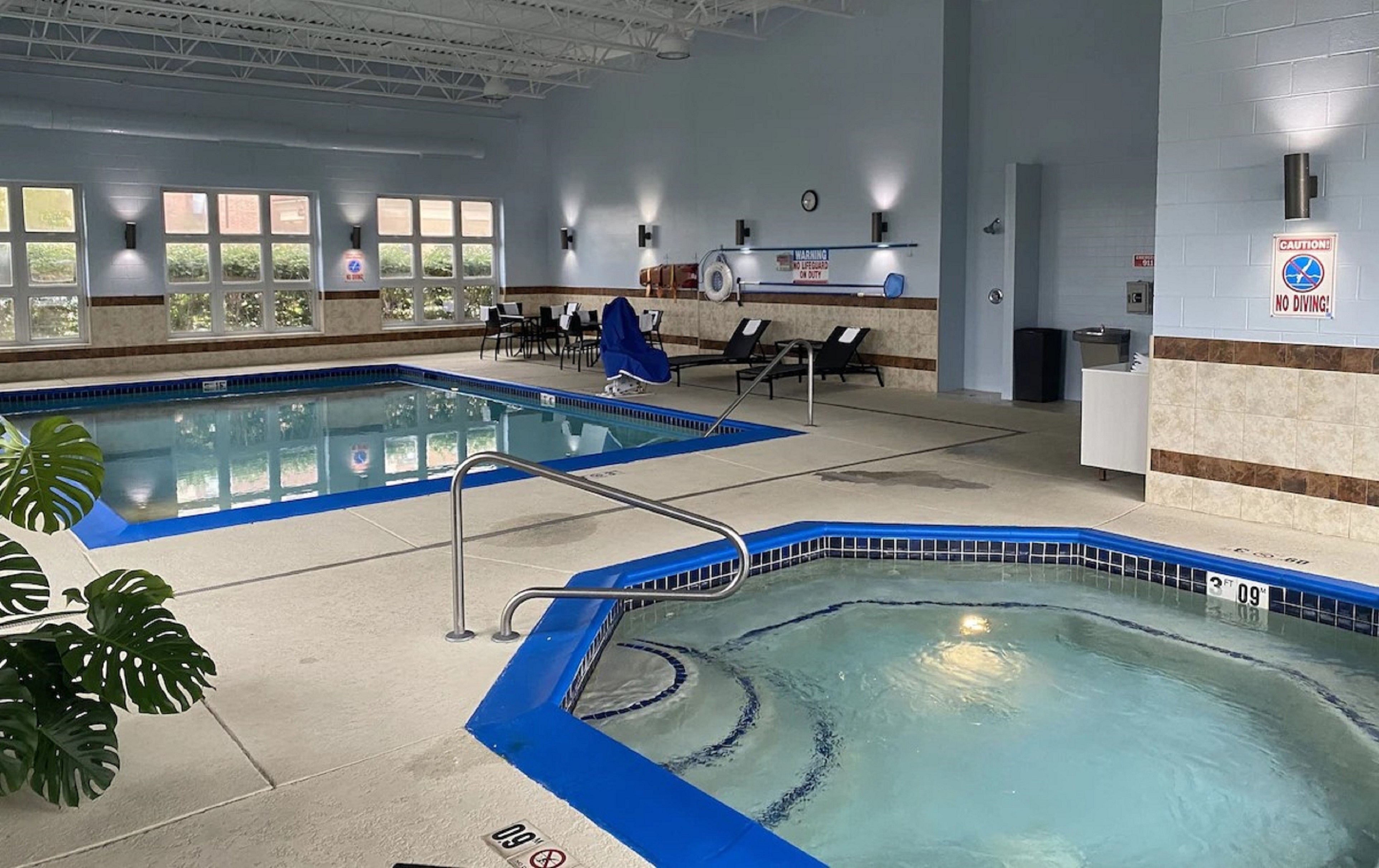 holiday inn express wixom by ihg