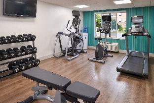 holiday inn express wixom by ihg