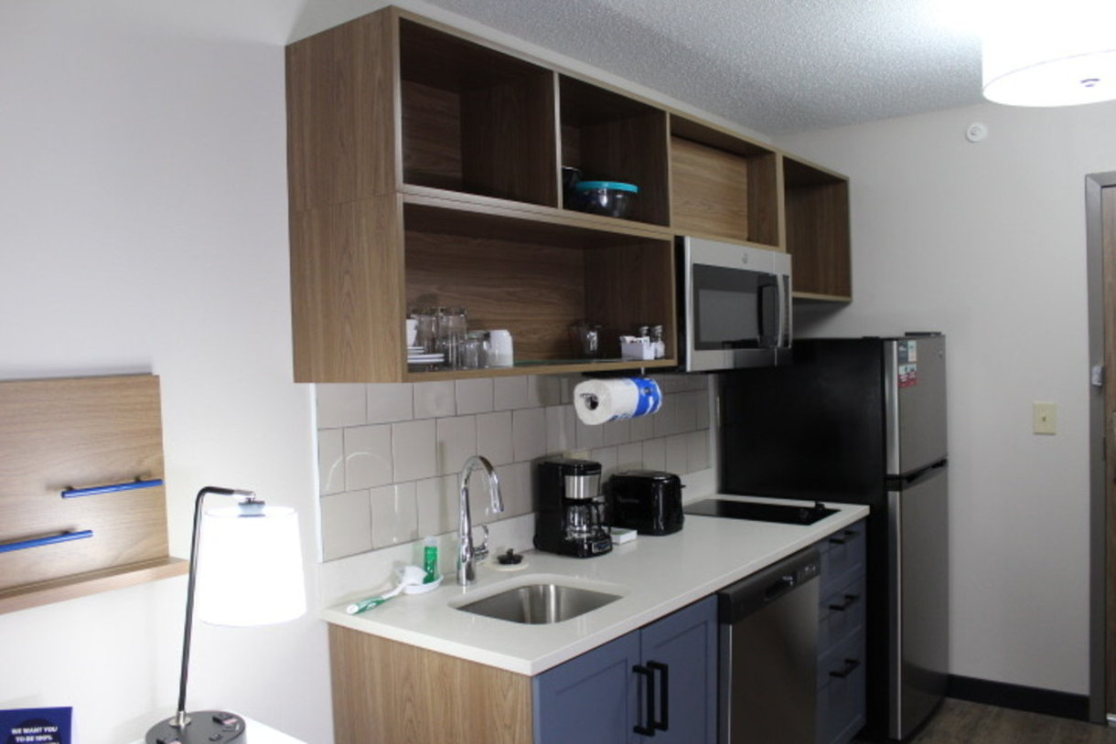 candlewood suites southfield detroit by ihg