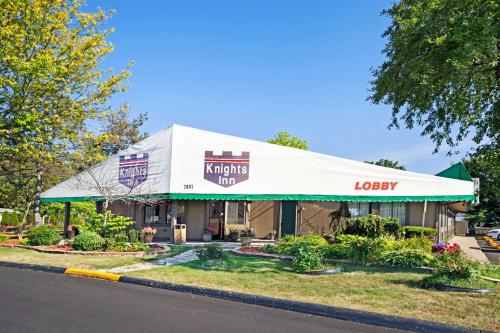 knights inn sterling heights