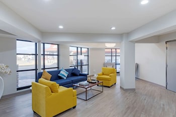 Comfort Inn Detroit - Troy,Dearborn>>Clawson,3 star