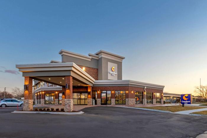 comfort inn detroit troy